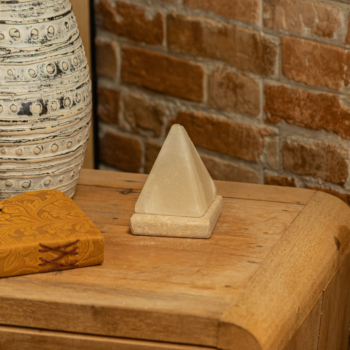 Lámpara de sal USB WHITE Pyramid - 9 cm (multi)