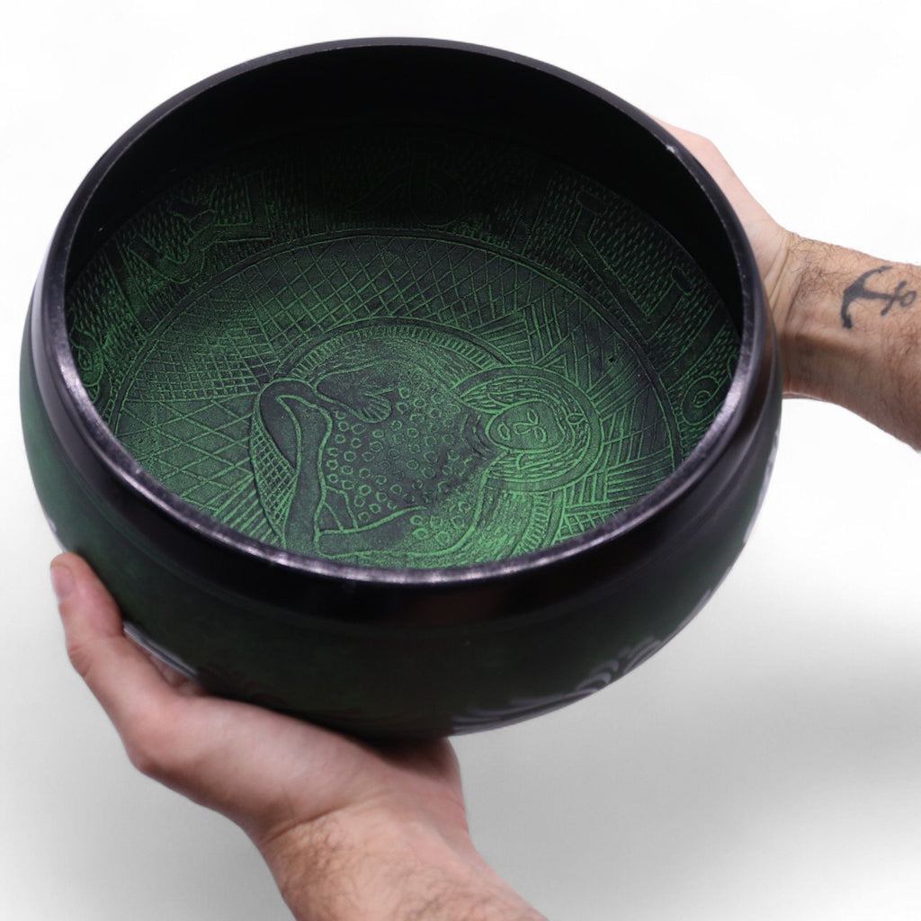 Cuenco tibetano de canto con forma de hongo - Verde musgo (23x10,5 cm, 1,3 kg)
